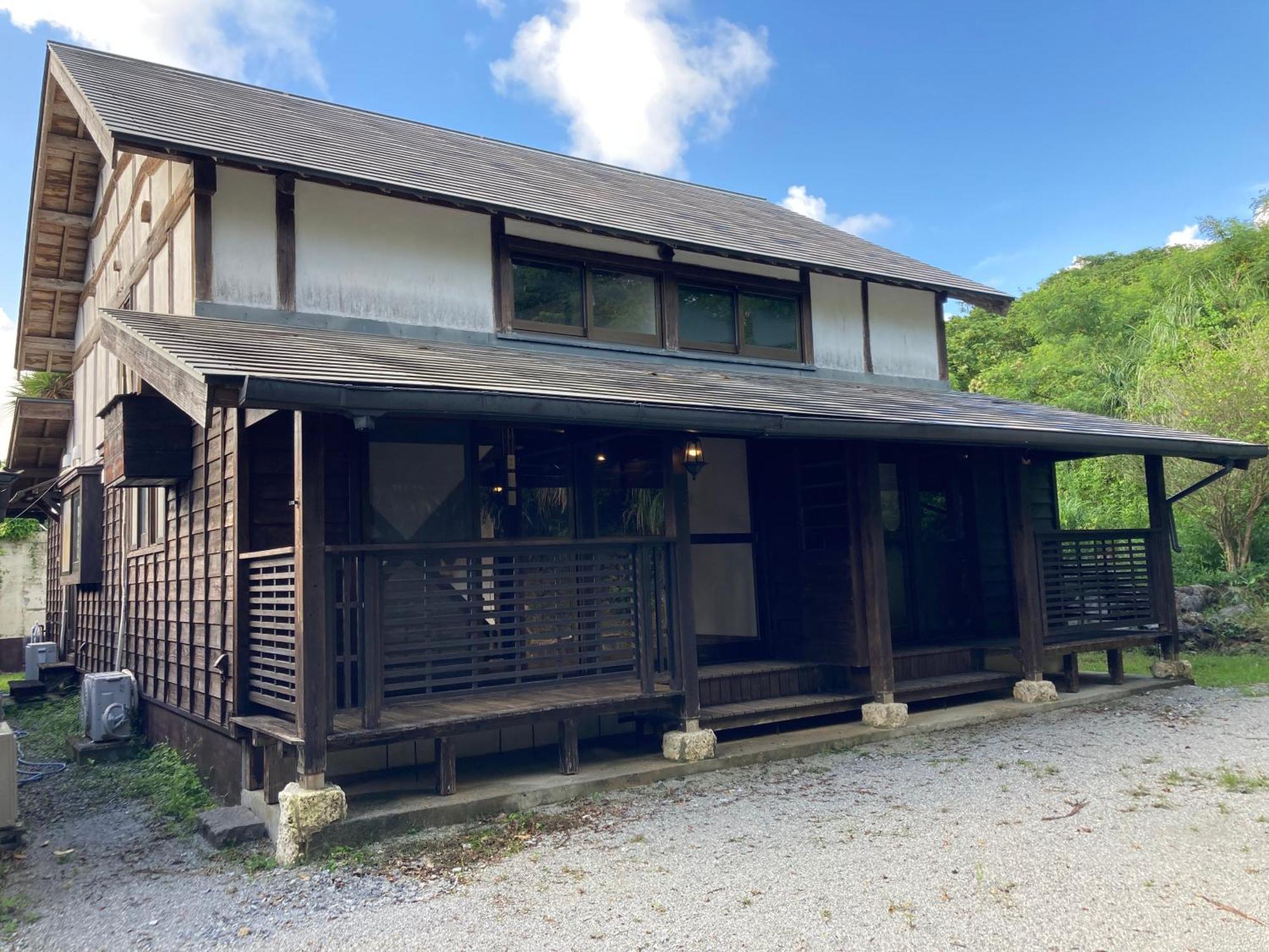 Hotel Ｐｅｎｓｉｏｎ　Ｓｈｉｍａｋａｚｅ à Motobu Chambre photo
